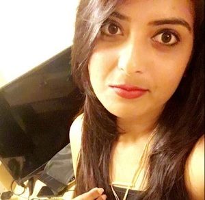 Meet your Posher, Varsha